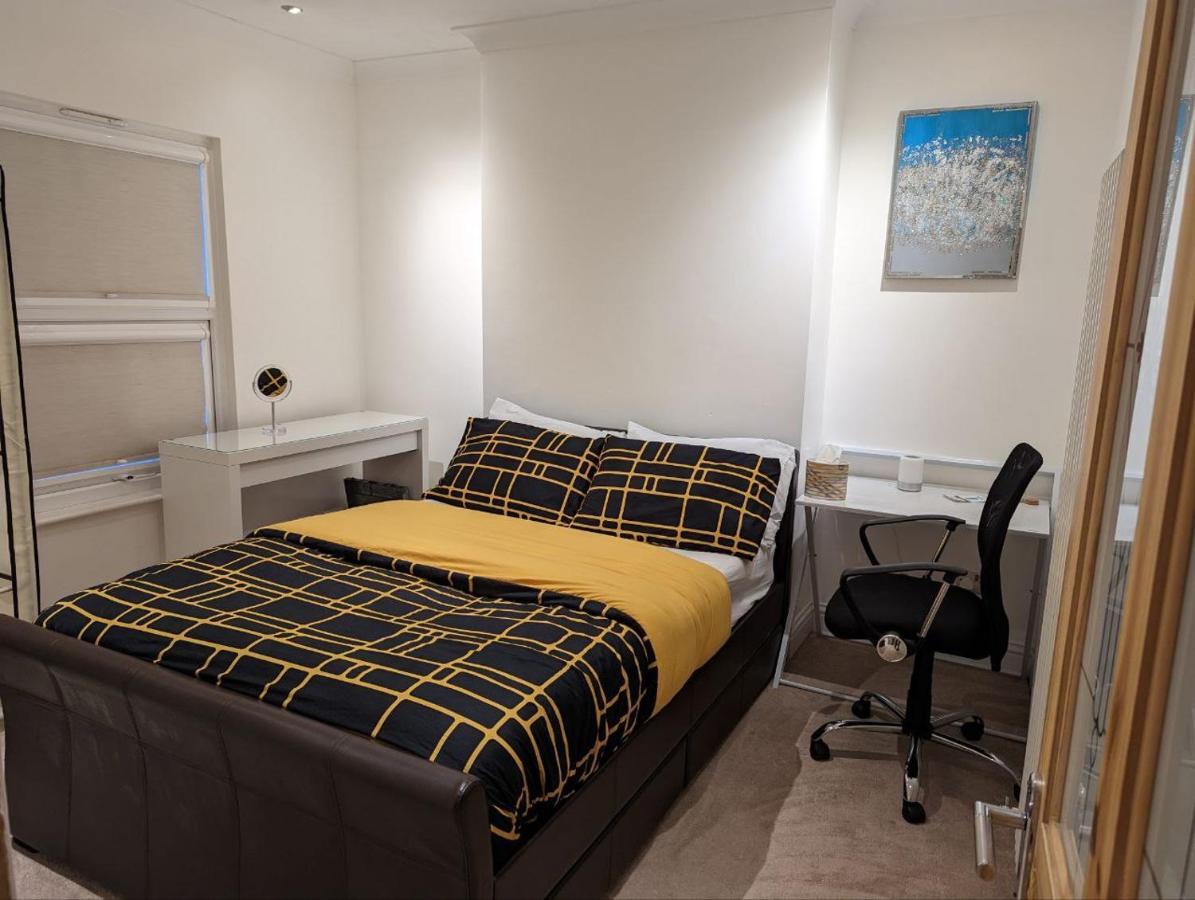 Fully-Equipped Flat In The City Of London. Exterior photo